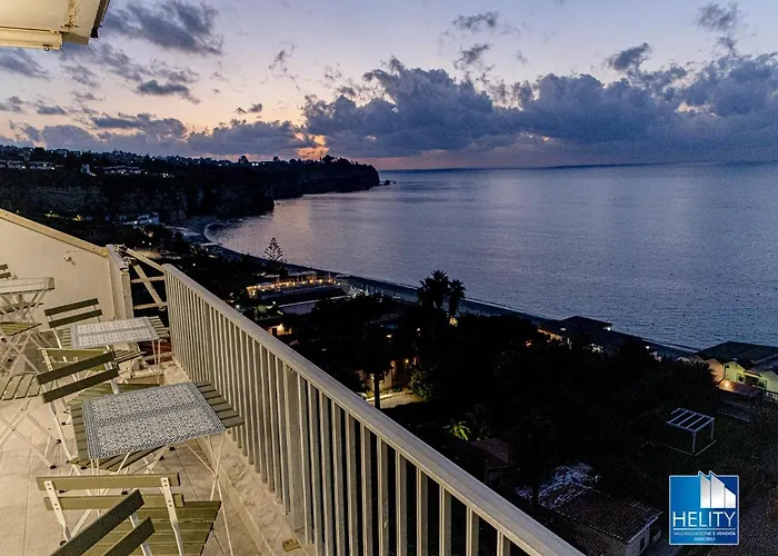 公寓 Tropealuxury Terrace Sea