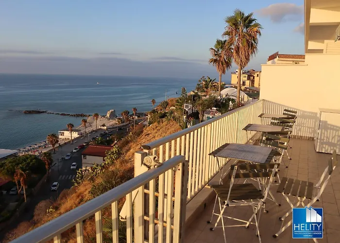 公寓 Tropealuxury Terrace Sea